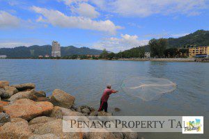 fisherman-sungai-batu