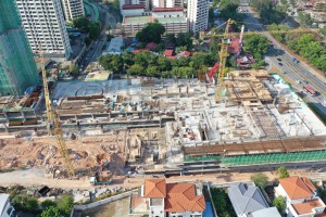 Triuni Residences