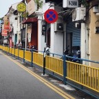 jalan-burma-barriers