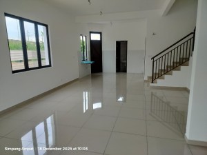taman-simpang-empat-show-unit-5