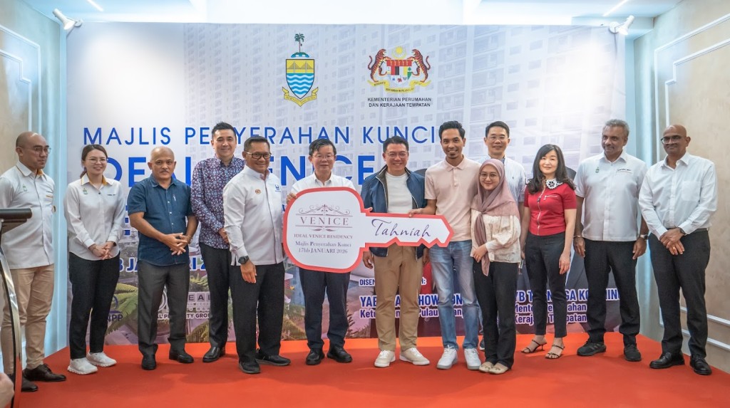 ideal-venice-residency-key-handover